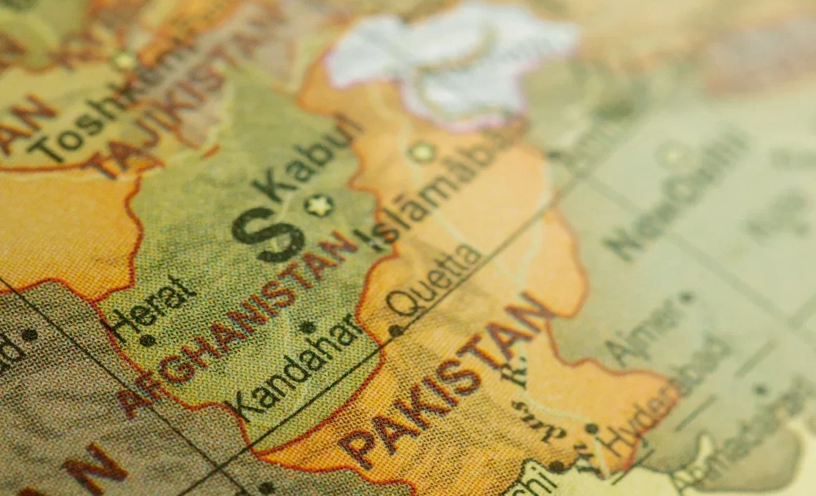 PAKISTAN-AFGHANISTAN: OLTRE LA GUERRA E IL TERRORISMO. TRA DIPLOMAZIA STRATEGICA E DINAMICHE DI UN CONFLITTO REGIONALE
